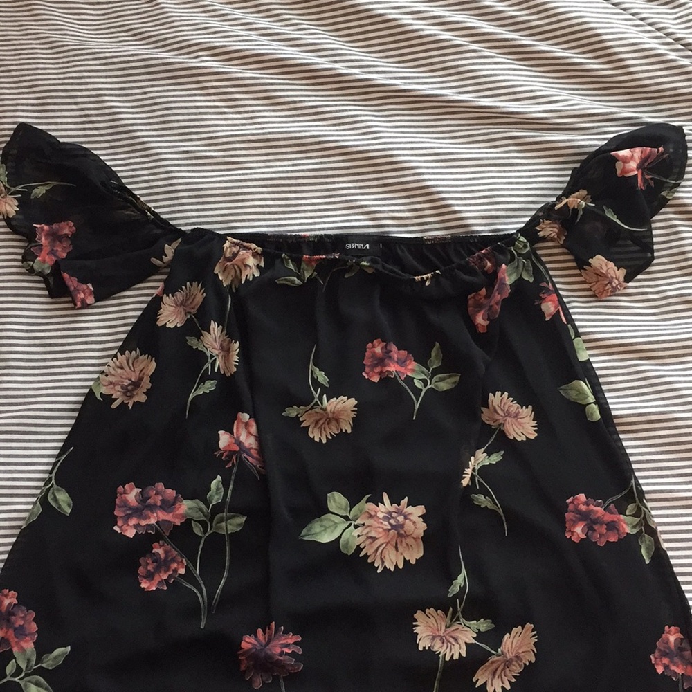 NWOT:4Sienna Off Shoulder Flowy Lined Floral Dress